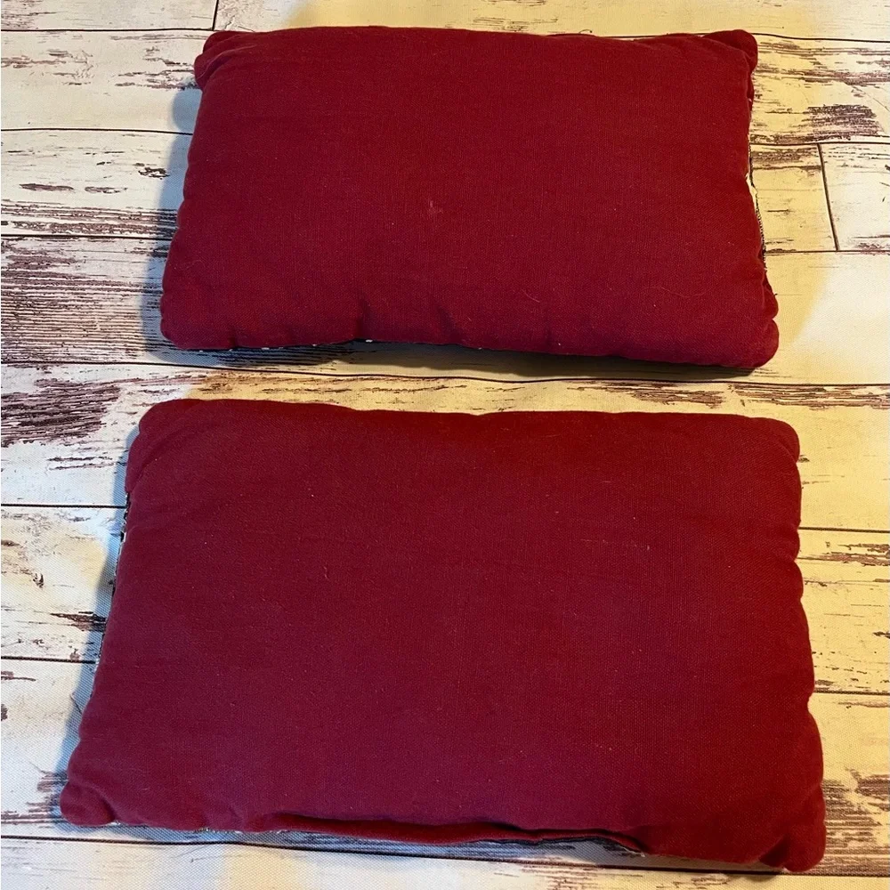 Tapestry Throw Pillows (2) Nativity Scene Mary & Baby Jesus Christmas